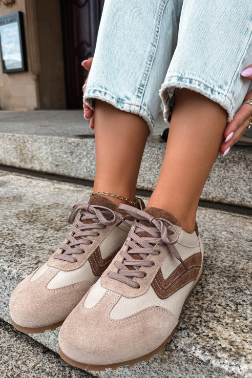 Barefoot sneakers van faux suede in zandkleur Zazoo N1400
