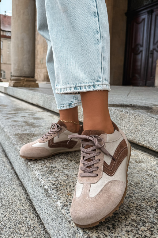 Barefoot sneakers van faux suede in zandkleur Zazoo N1400