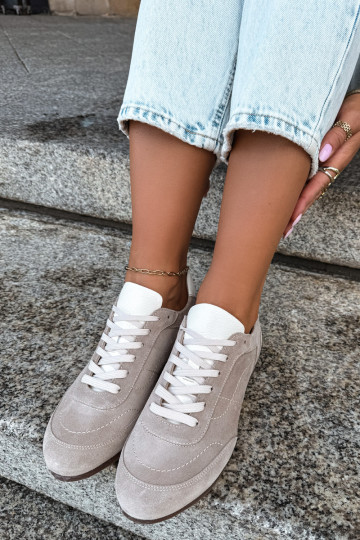 Barefoot sneakers met borduursels in zandkleur Zazoo N1414 2