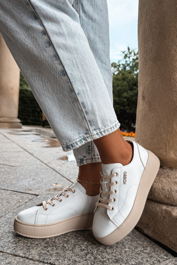 Faux leren sneakers met platform Kobbo in wit