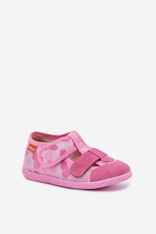 Kinderpantoffels Milami met klittenband en glinsterende harten in roze Reathiana