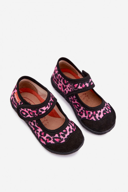 Kinderpantoffels Milami met klittenband en luipaardpatronen in roze en zwart Esnia