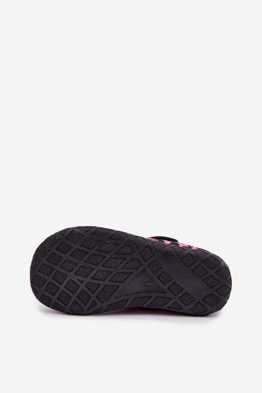 Kinderpantoffels Milami met klittenband en luipaardpatronen in roze en zwart Esnia