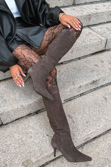faux suede lange laarzen met dunne hakken geïsoleerd instapmodel Big Star UU274495 in donkerbruin