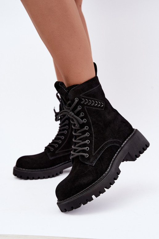 dameswerk enkellaarsjes van faux suede geïsoleerd D&A JC62-1035 in zwart