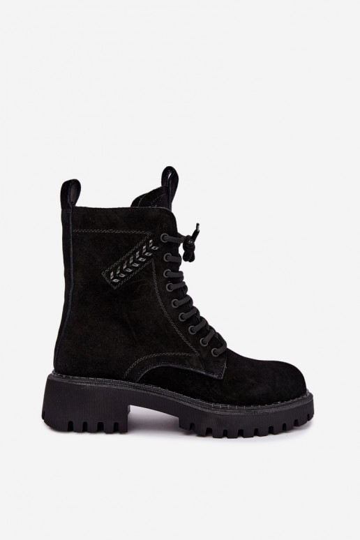 dameswerk enkellaarsjes van faux suede geïsoleerd D&A JC62-1035 in zwart