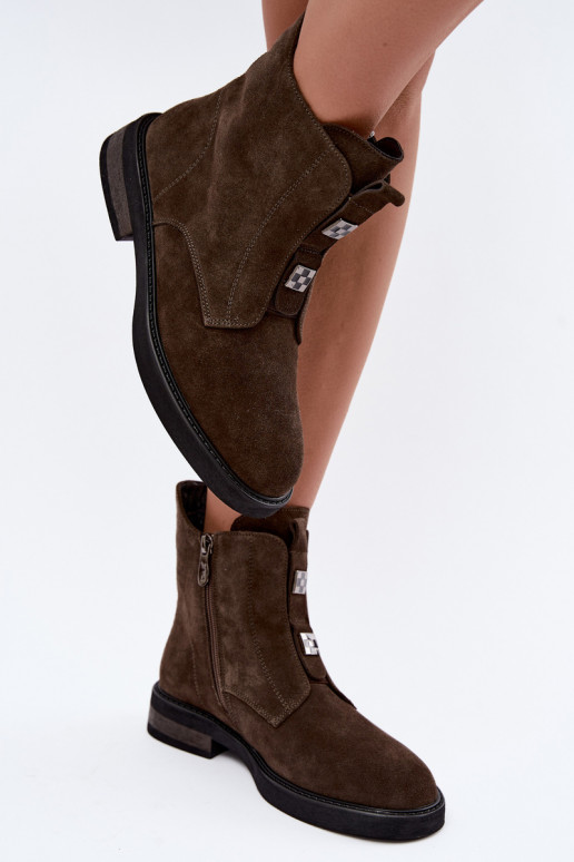 Faux suede gevoerde enkellaarsjes met brede hakken D&A CR62-3334 donkerbruin
