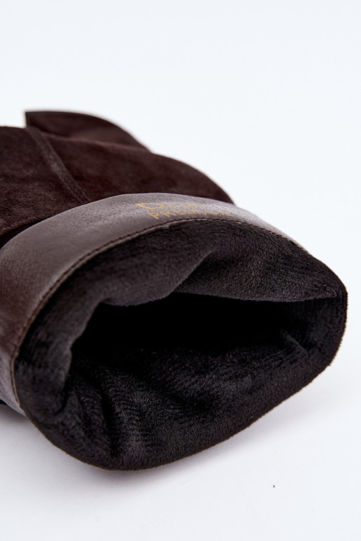 Natuurlijke suède enkellaarsjes met rimpels en hakken D&A JC62-1021 chocolade