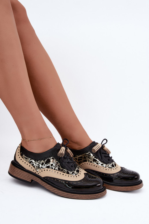 Dames leren schoenen met veters en kwastjes Tai turiciejka K7816-01 in zwart