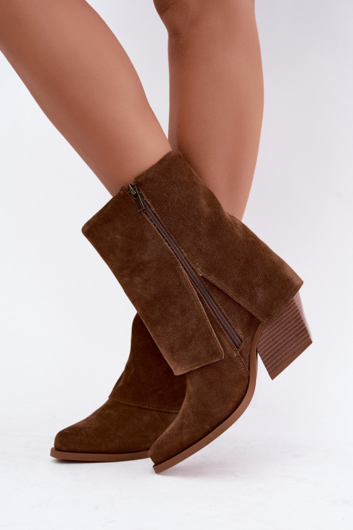 cowboy stijl enkellaarsjes met hakken van natuurlijk suede met geborduurde schacht Big Star UU274114 in bruine kleur
