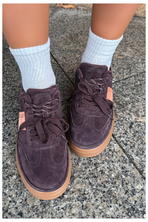 faux suede sneakers model laarzen voor dames geïsoleerd Big Star UU274770 in chocoladekleur