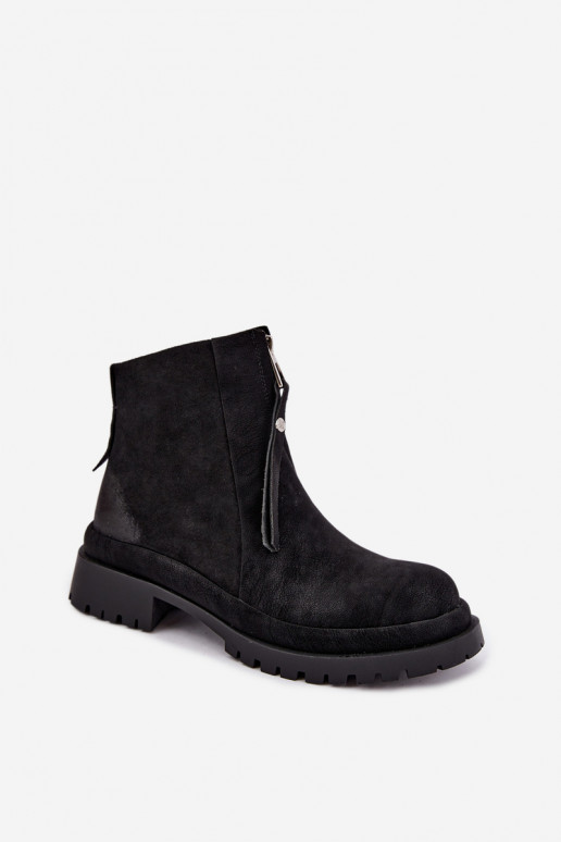Geïsoleerde suède schoenen voor dames Tai turiciejka K7732-01 in zwarte kleur