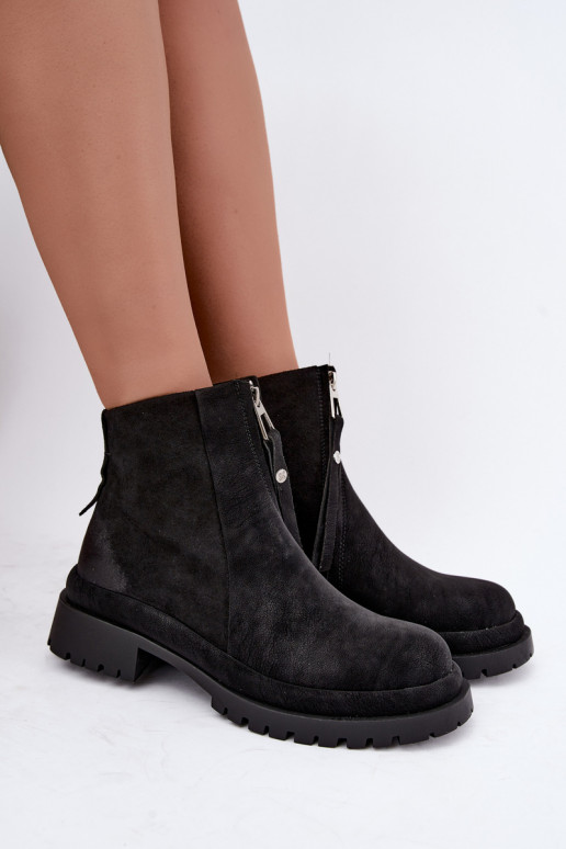 Geïsoleerde suède schoenen voor dames Tai turiciejka K7732-01 in zwarte kleur