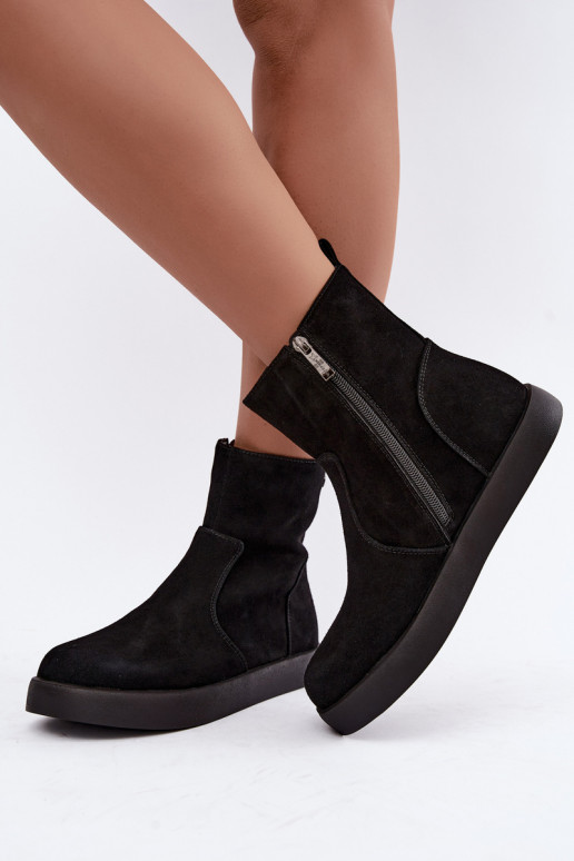 Geïsoleerde suède schoenen voor dames Tai turiciejka K7800-01 in zwarte kleur