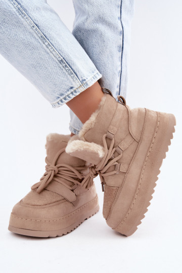 Zandkleurige veterschoenen voor de winter op platform Coraliah 2