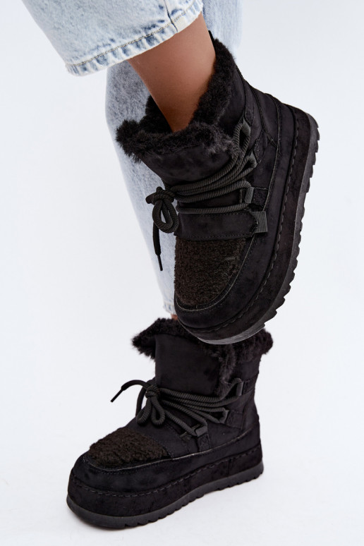Zwarte veterschoenen voor de winter op platform Coraliah