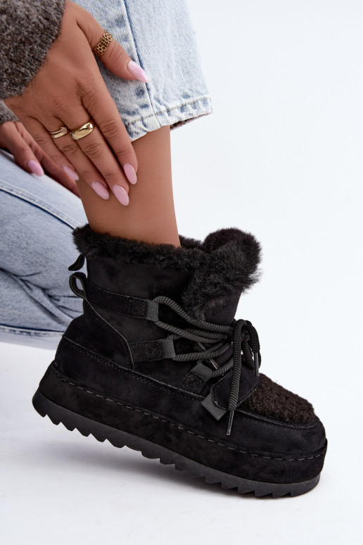 Zwarte veterschoenen voor de winter op platform Coraliah