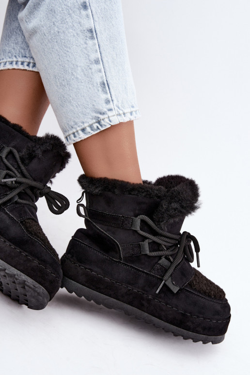 Zwarte veterschoenen voor de winter op platform Coraliah