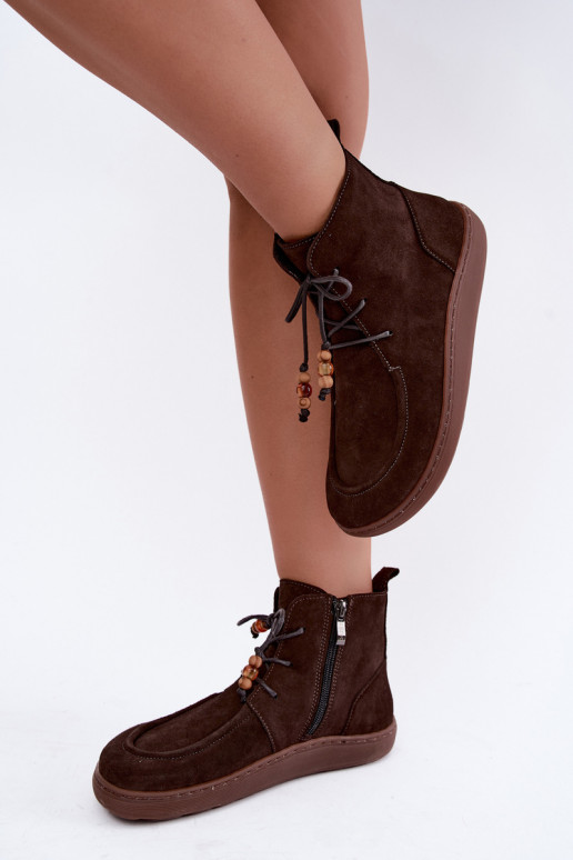 Dames enkellaarsjes iz natuurlijk suede met kralen Zazoo 30078
