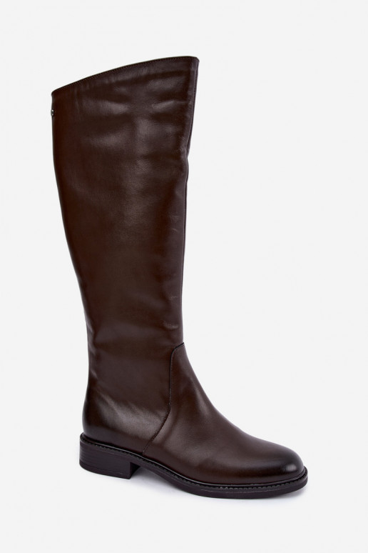 Leren dames laarzen tot de knie met brede hakken geïsoleerd Zazoo 70163 chocolade