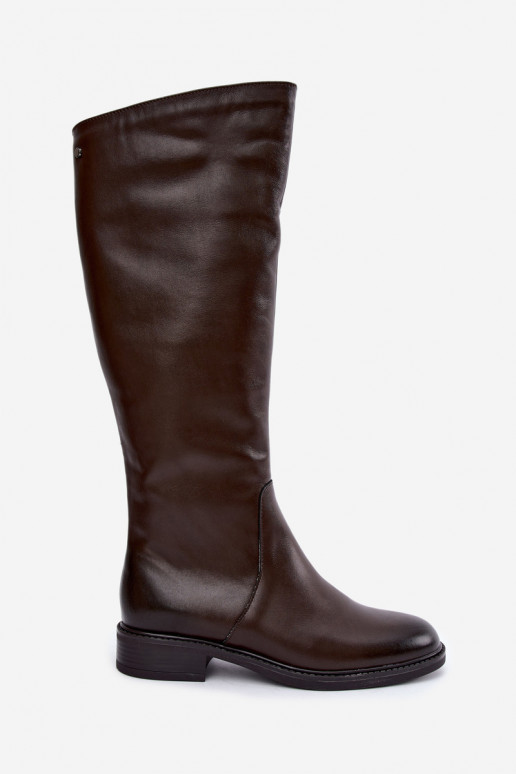 Leren dames laarzen tot de knie met brede hakken geïsoleerd Zazoo 70163 chocolade