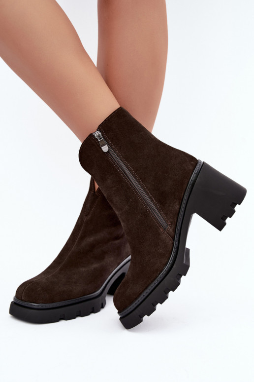 Gevoerde schoenen van faux suede met hakken T.Sokolski SH Z26-428 chocolade