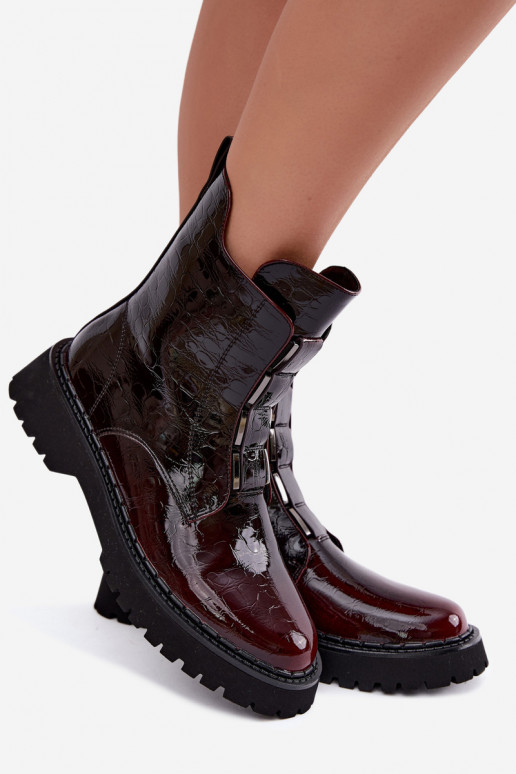 Gevoerde dames enkellaarsjes met lak effect T.Sokolski Z26-501 bordeaux