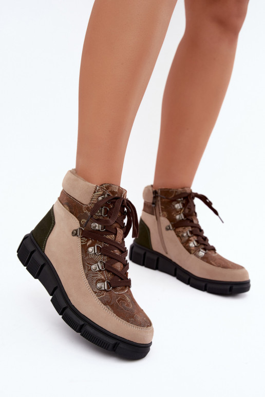 Gevoerde dames enkellaarsjes van faux suede zandkleur INanelia