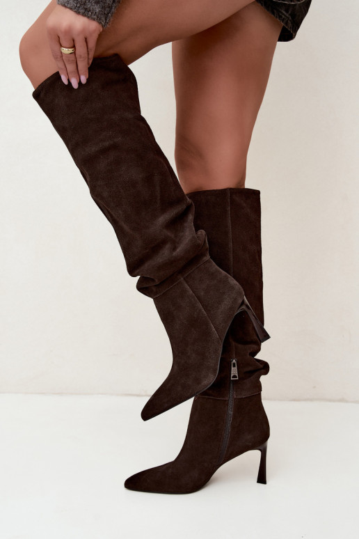 Faux suede lange laarzen Slouchy met dunne hakken Vinceza 89170 in chocoladekleur