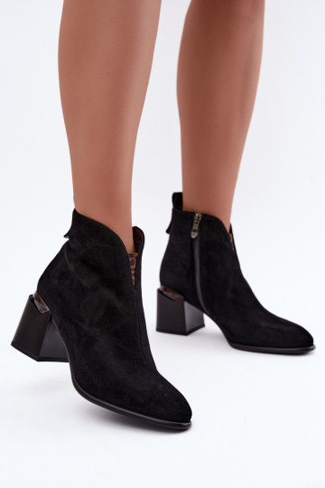Faux suede warme enkellaarsjes met hakken in zwarte kleur Laverelle 2