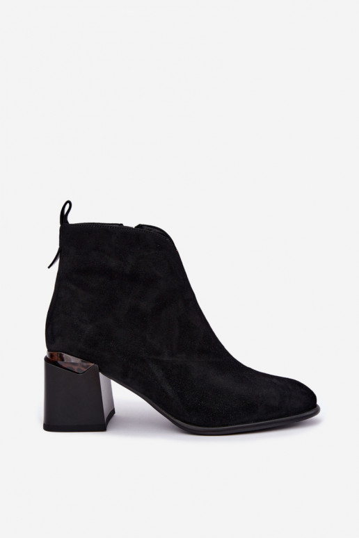 Faux suede warme enkellaarsjes met hakken in zwarte kleur Laverelle