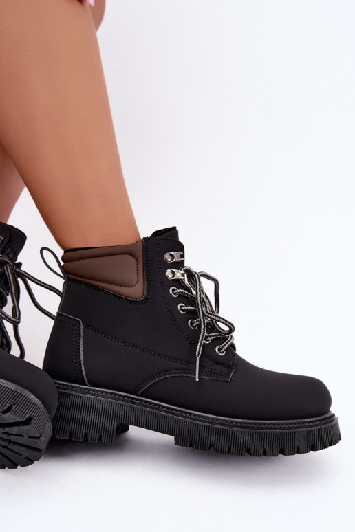 Geïsoleerde zwarte dames schoenen Sarvella