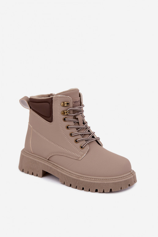 Geïsoleerde dames schoenen, zandkleur Sarvella
