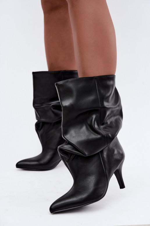 Slouchy enkellaarsjes met hakken in zwart Gelra