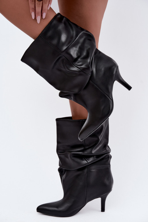 Slouchy enkellaarsjes met hakken in zwart Gelra