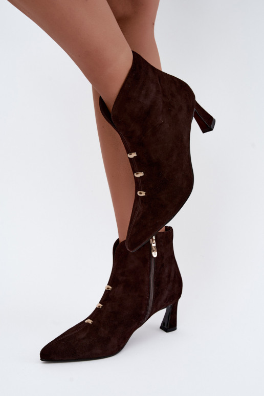 Leren suède dames geïsoleerde schoenen met hakken D&A CR62-3496 in chocoladekleur