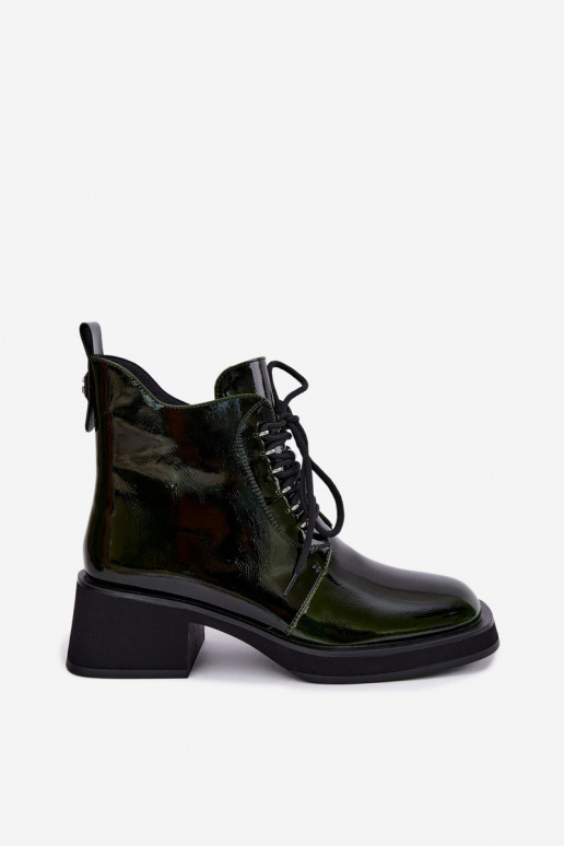 Faux leren gevoerde enkellaarsjes met lak effect Klocke GOE UU2N4129 khaki