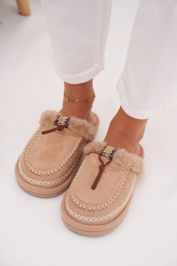 dames slippers met bont en geborduurde ringen in zandkleur Perivelle