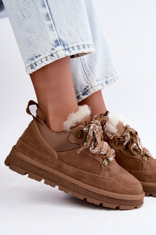 Bruine sneeuwlaarzen met veters van faux suede GOE UU2N4922