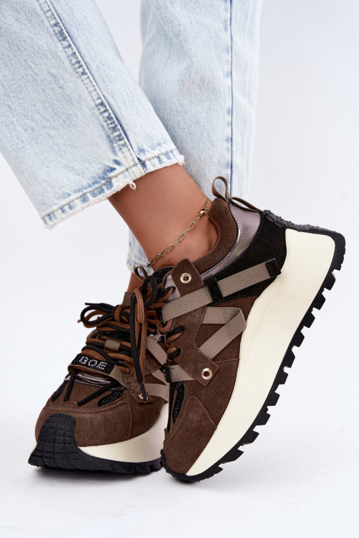 Bruine sneakers van faux suede met platform GOE UU2N4001