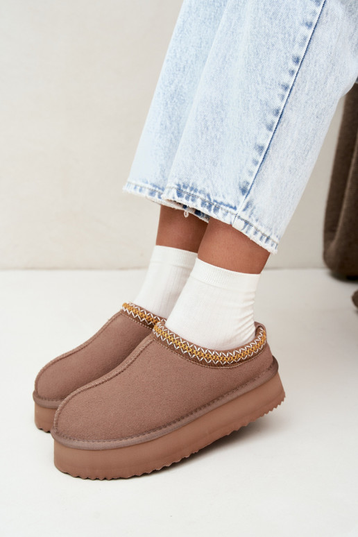 Faux suede sneeuwlaarzen met decoratieve streep Vinceza 97972 zandkleurig