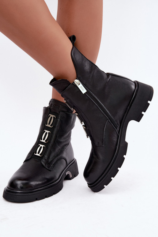 Verwarmde leren enkellaarsjes met elegante details GOE UU2N4138 zwart