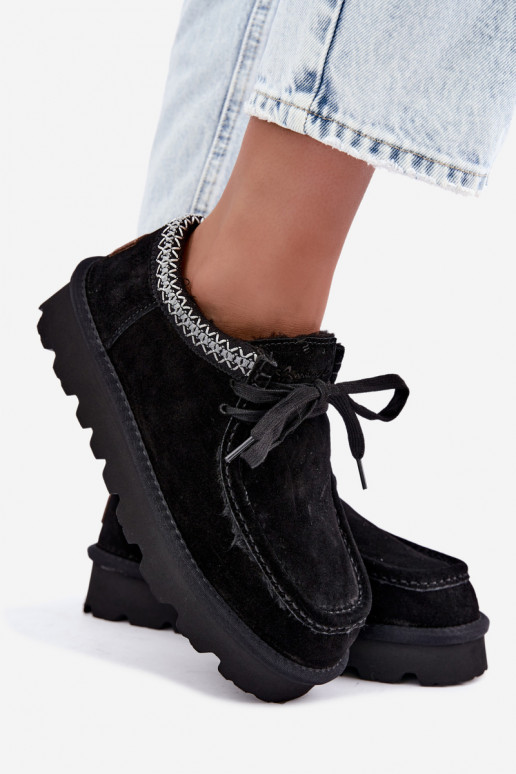 Faux suede sneeuwlaarzen met geborduurde elementen D7868-01 zwart