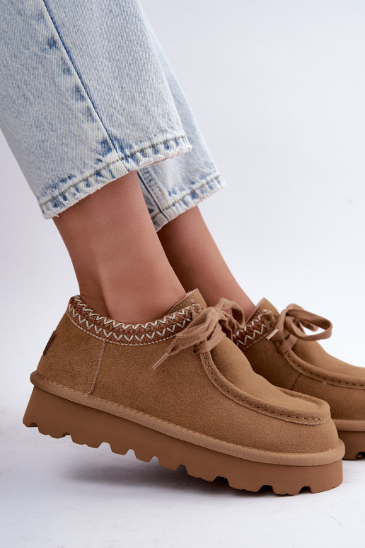 Faux suede sneeuwlaarzen met geborduurde elementen D7868-29 bruin