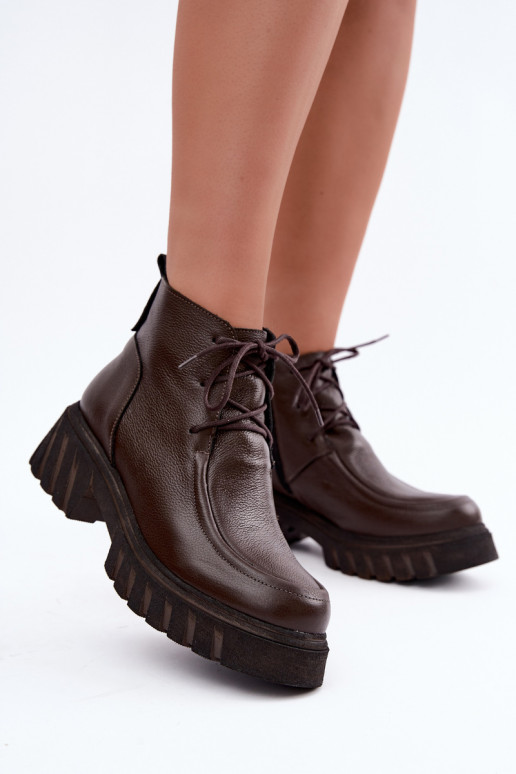 Verwarmde leren enkellaarsjes met elegante details Zazoo 60594 chocolade