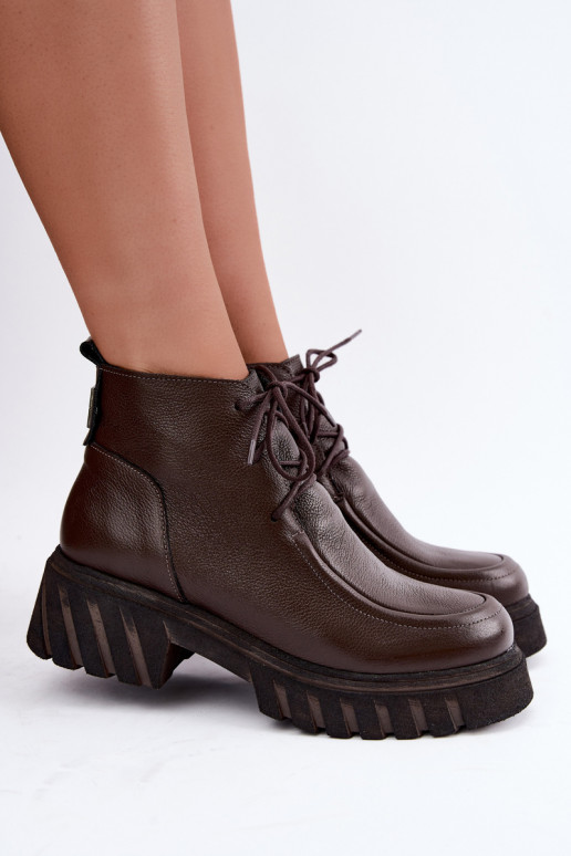 Verwarmde leren enkellaarsjes met elegante details Zazoo 60594 chocolade