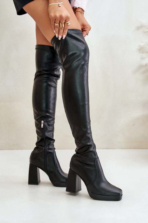 Over-the-knee laarzen met hakken in zwart Liatheia