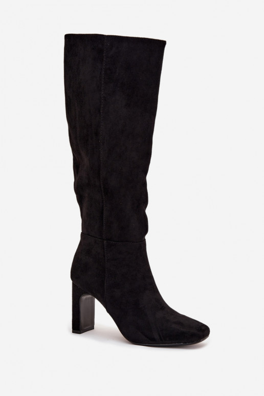 Dames over-the-knee laarzen met hakken, geïsoleerd, in zwart Zamira