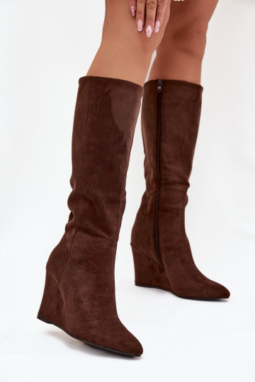 Geïsoleerde dames over-the-knee laarzen met platform, in chocolade Rosina