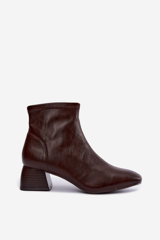 Estelle faux leather enkellaarsjes in chocoladekleur